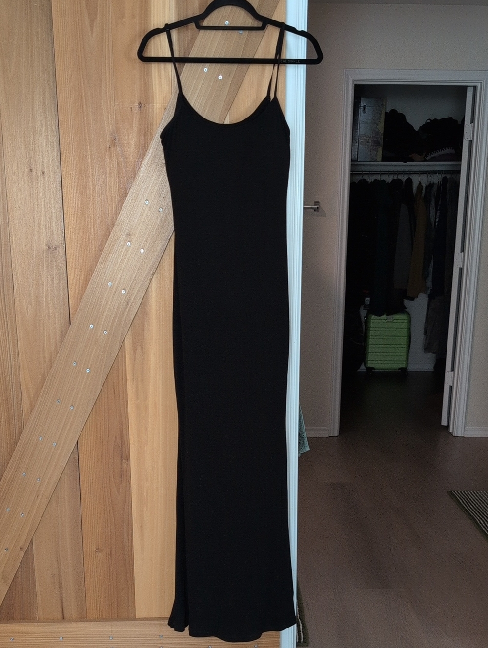Sleek Black Maxi Slip Dress with Thin Straps